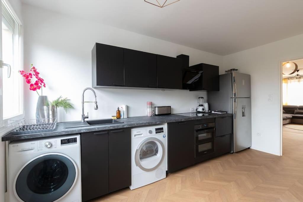 Cabana & Le Grand Appartement Lumineux มากง ภายนอก รูปภาพ